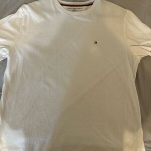 Tommy Hilfiger Kids T-Shirt Short Sleeve Top  WHITE Large. In great condition.